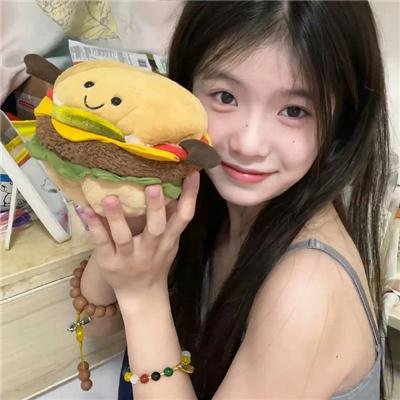 假装情侣